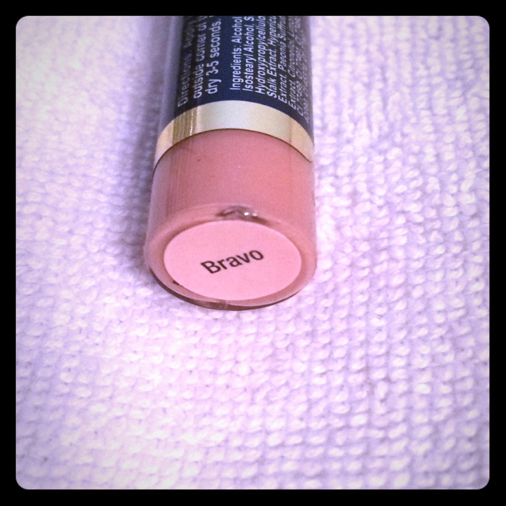 LipSense Bravo New!